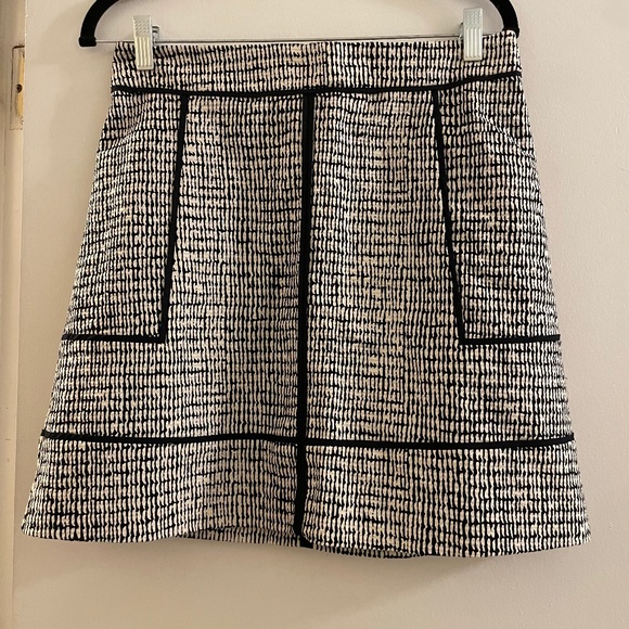 Ann Taylor Skirt - Picture 1 of 4